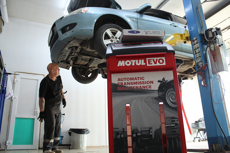 Автомобиль