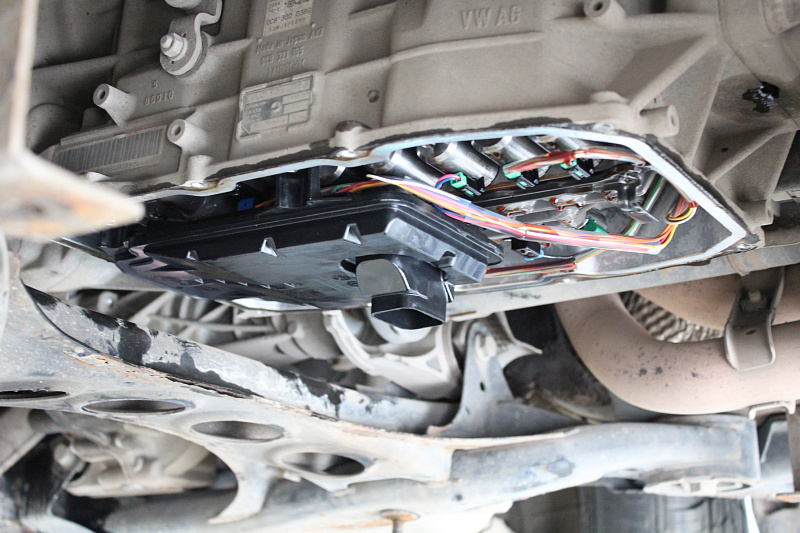 Добавление промывочной присадки, снятие поддона, замена фильтра АКПП