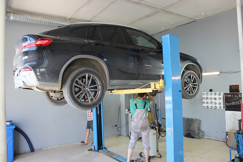 Автомобиль